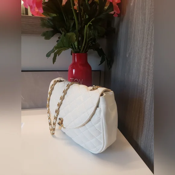 Swiss designs  bag - Picture 3 of 4